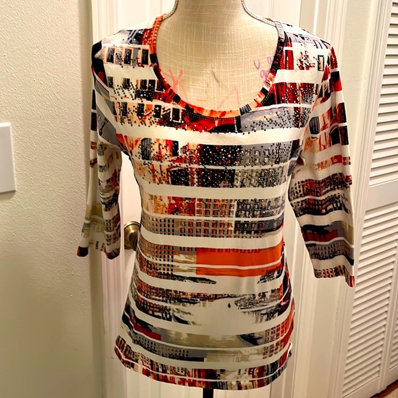 Onque Casuals blouse with rhinestones - Picture 1 of 7